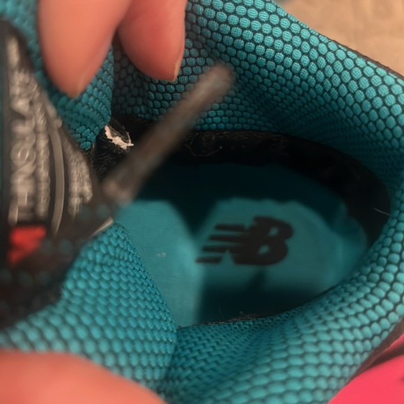 New Balance Women’s 1400 Waterproof Boots Size 6.5 - EUC - Picture 9 of 9